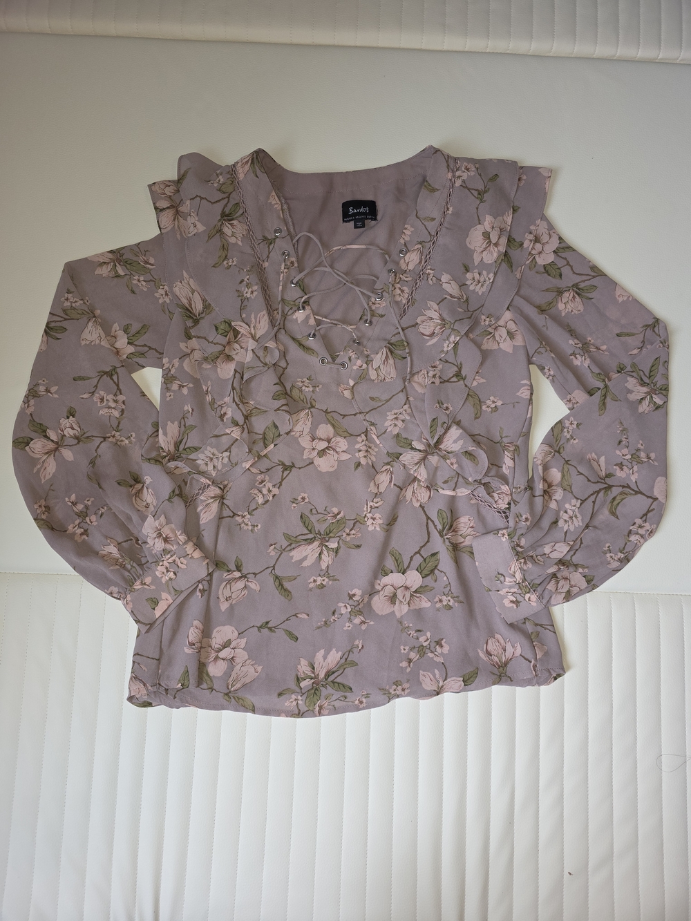 Socialite Mauve Floral Lace-Up Ruffle Blouse - Pink Floral - Picture 6 of 9